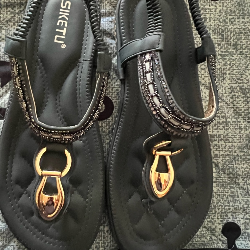 Siketu Navy Blue Sandals size 8.5